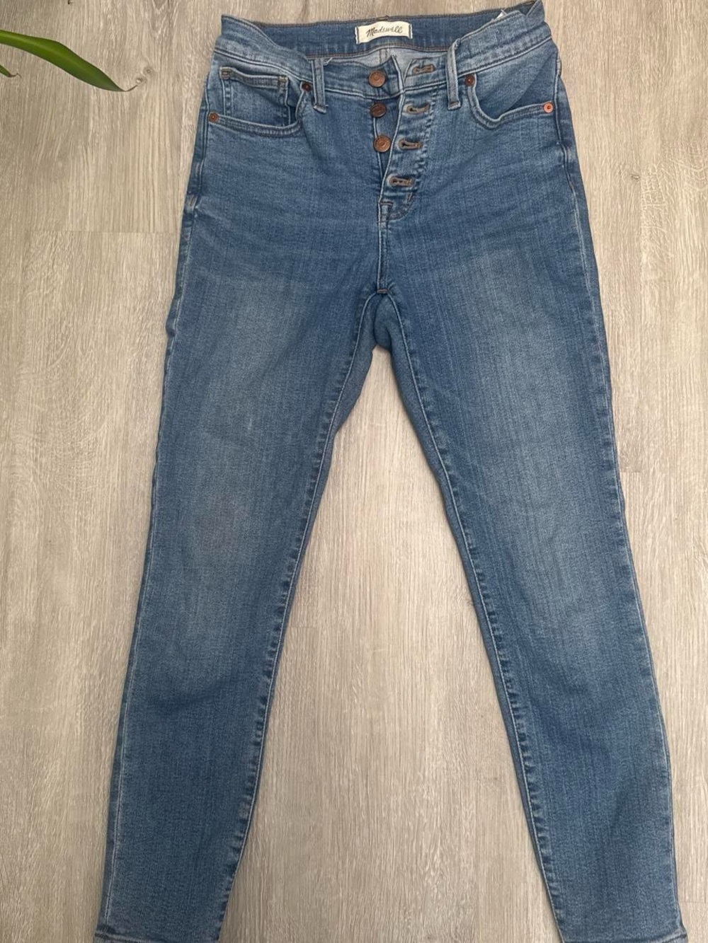 Madewell Button-Fly High-Rise Ankle Jeans in Medium Blue